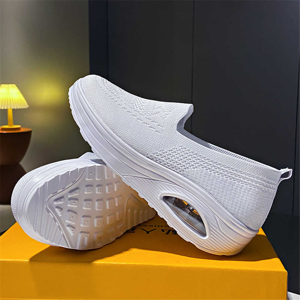 Thin Heel Slip-ons Boots Shoes - огляд і ціна Women'S Shoes To Buy